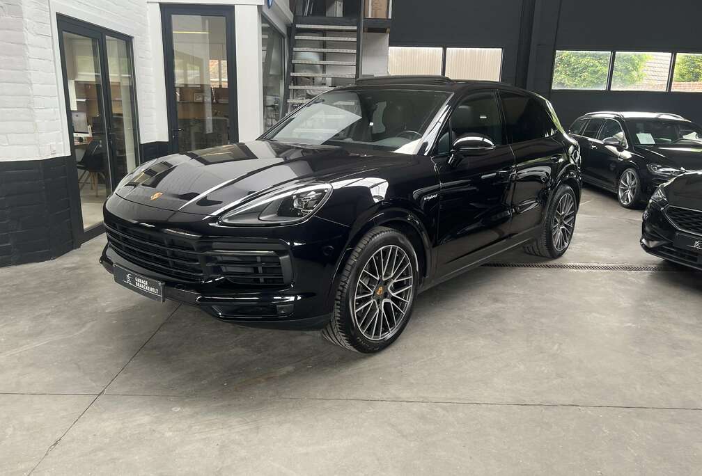 Porsche E-Hybrid Tiptronic S