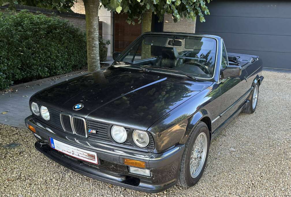 BMW e30 cabrio