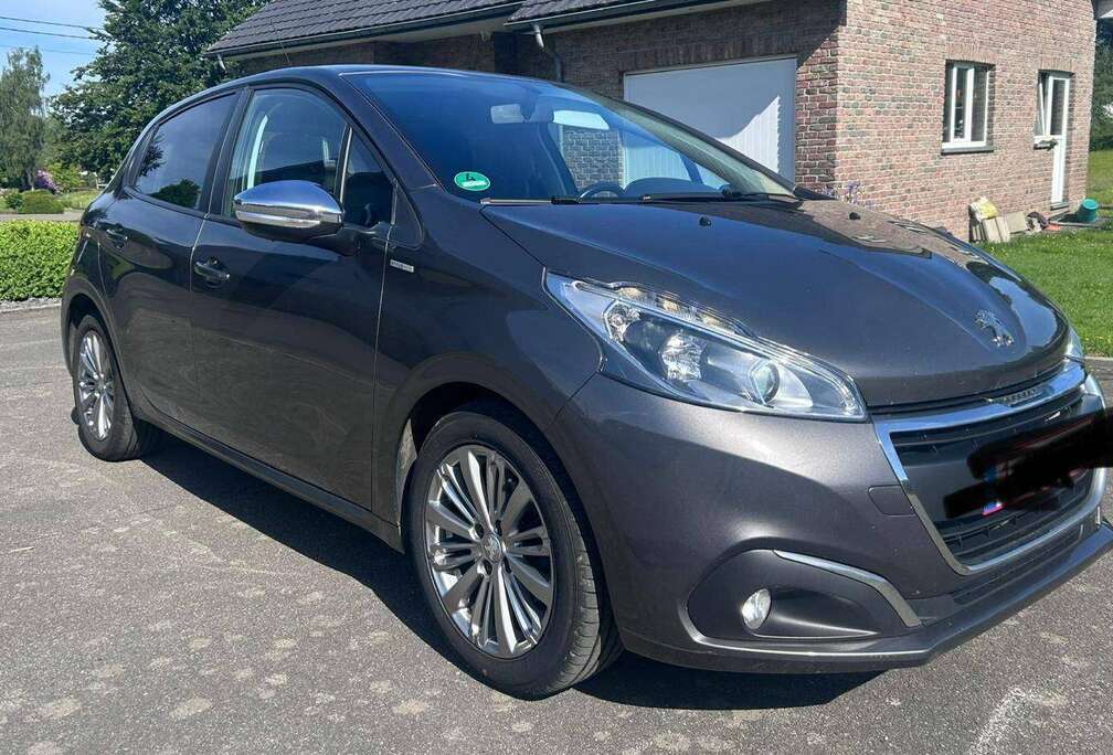 Peugeot 208 1.6 BlueHDi Style