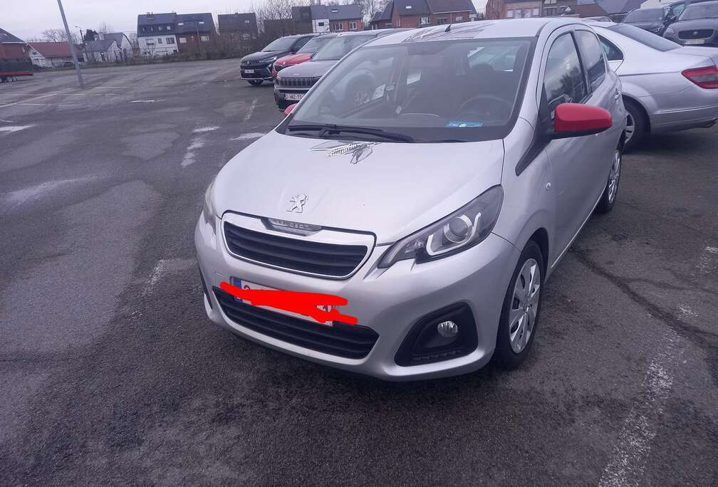 Peugeot PureTech 82 Allure