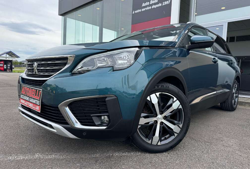 Peugeot 5008 1.5 BlueHDi**ALLURE**7 PLACES**TOIT PANO**GPS**CAMERA**CHAINE CHANGER!