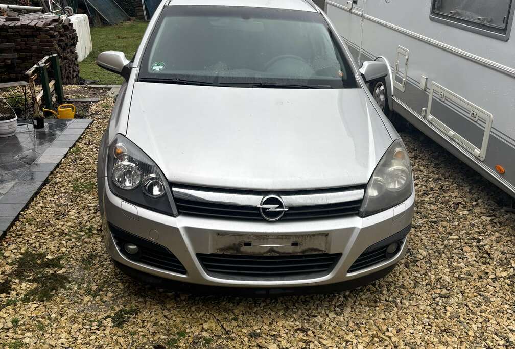 Opel Astra SW 1.6i XEP 16v Cosmo