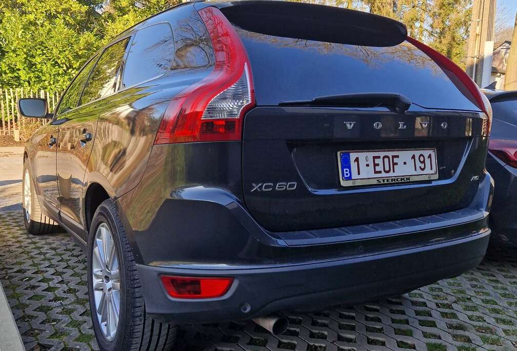 Volvo 2.4 D AWD Momentum