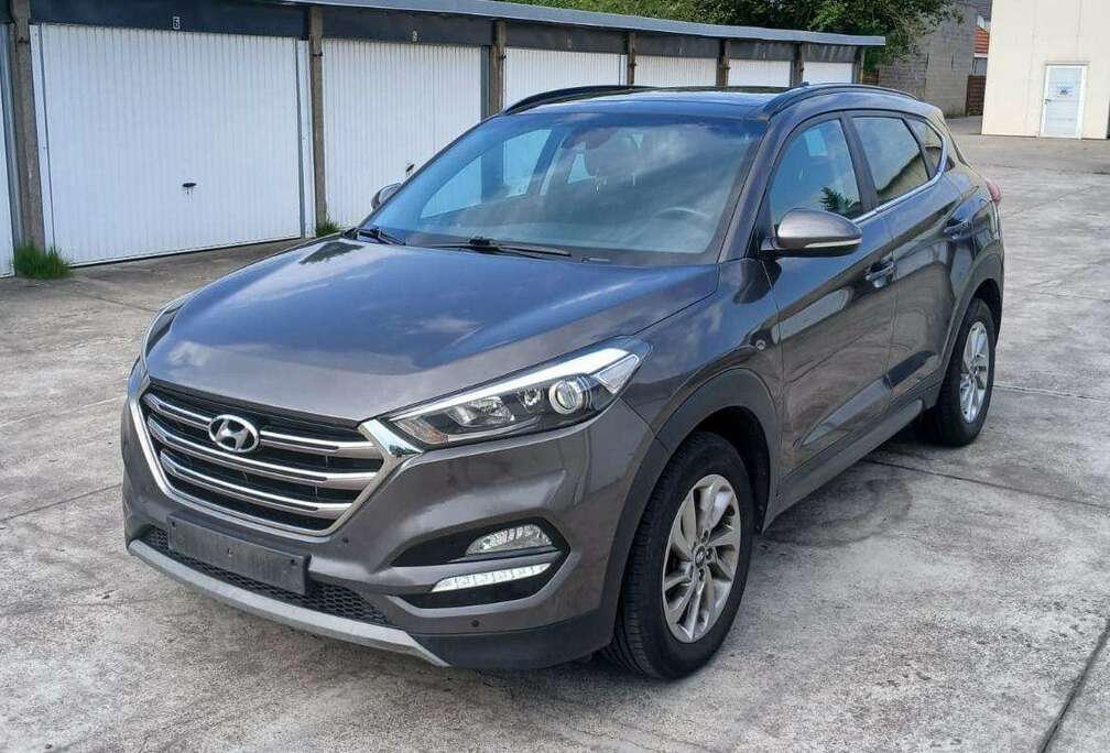 Hyundai Tucson blue 1.7 CRDi 2WD DCT Premium