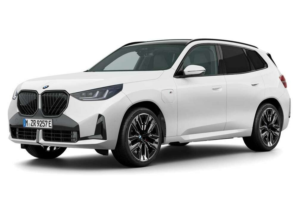 BMW 30e xDrive M Sport Pro / PANO / TRKHK / 360 / HUD