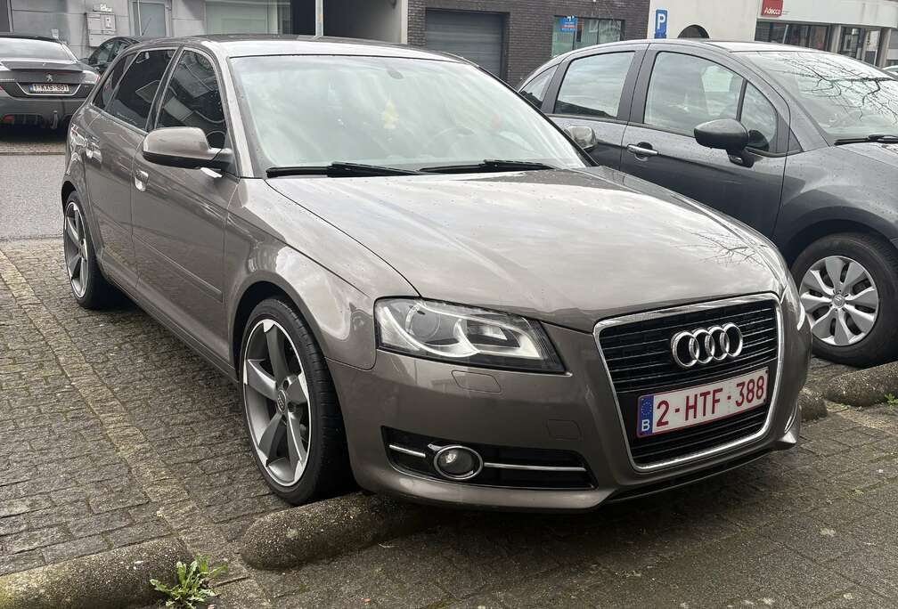 Audi Sportback 1.6 TDi Ambition Start/Stop DPF