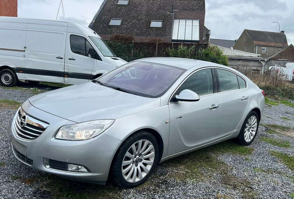 Opel Insignia 2.0 CDTi Cosmo DPF