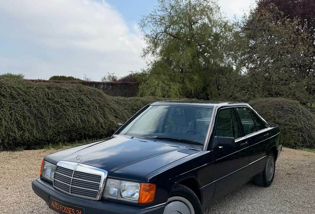 Mercedes-Benz D PREMIER PROPRIETAIRE + CARNET D\'ENTRETIEN COMPLET 72.000 KM