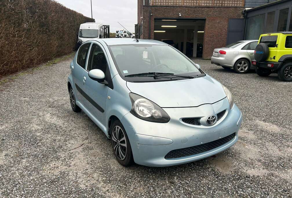 Toyota Aygo 1.0i VVT-i/ GARANTIE 12MOIS/ CARPASS/ CT