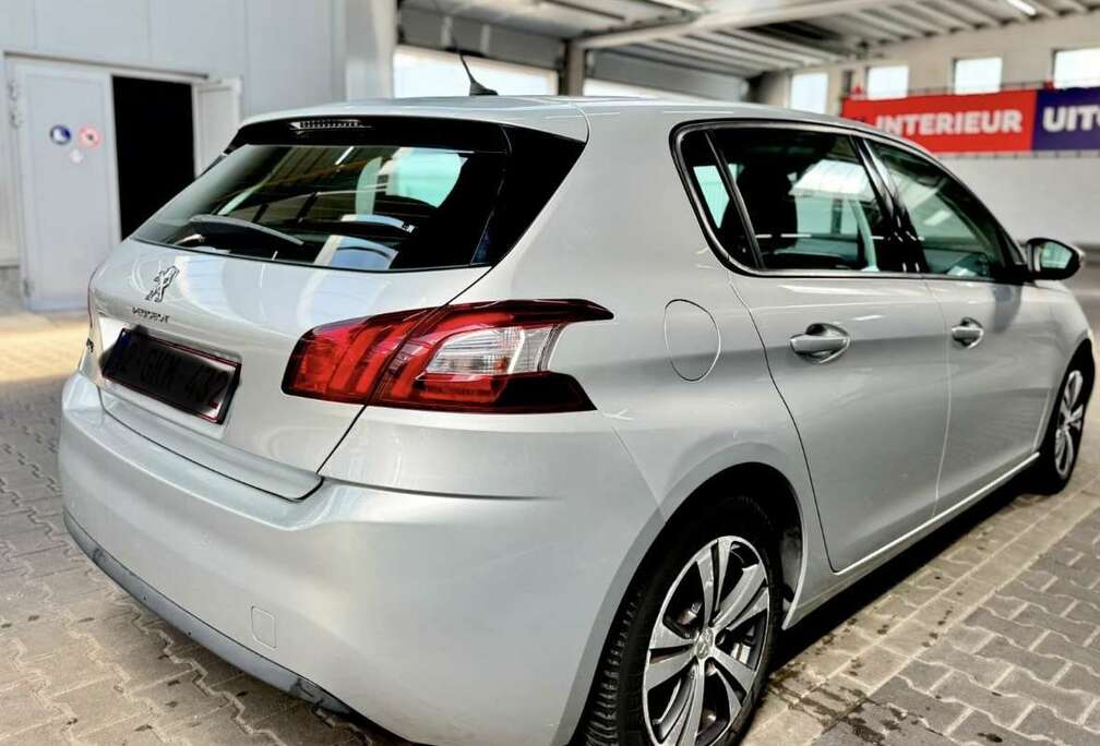 Peugeot 1.2 PureTech Active