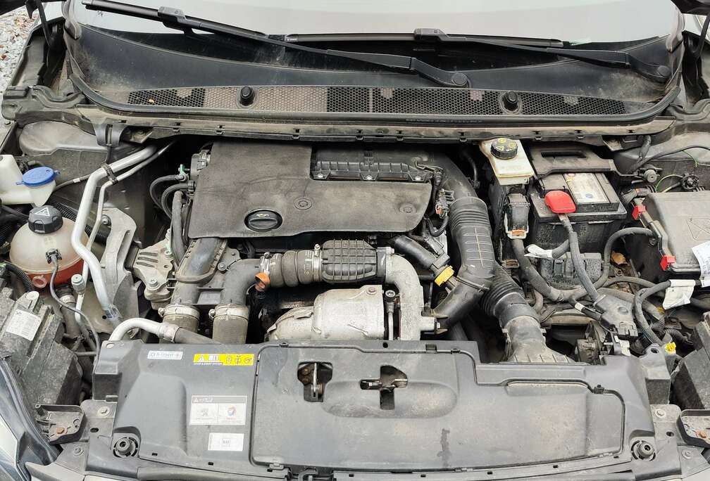 Peugeot 308 SW 1.6 BlueHDi Active STT