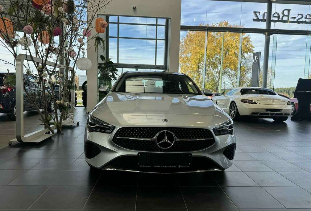 Mercedes-Benz CLA 180 Progressive Line - TOIT PANORAMIQUE