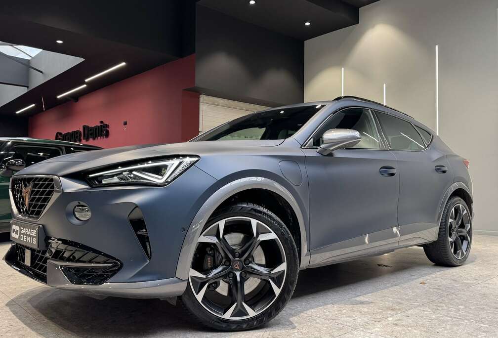 e-Hybrid 1.4 VZ DSG (180 kW)*TOIT-PANO*GPS+CAMERA