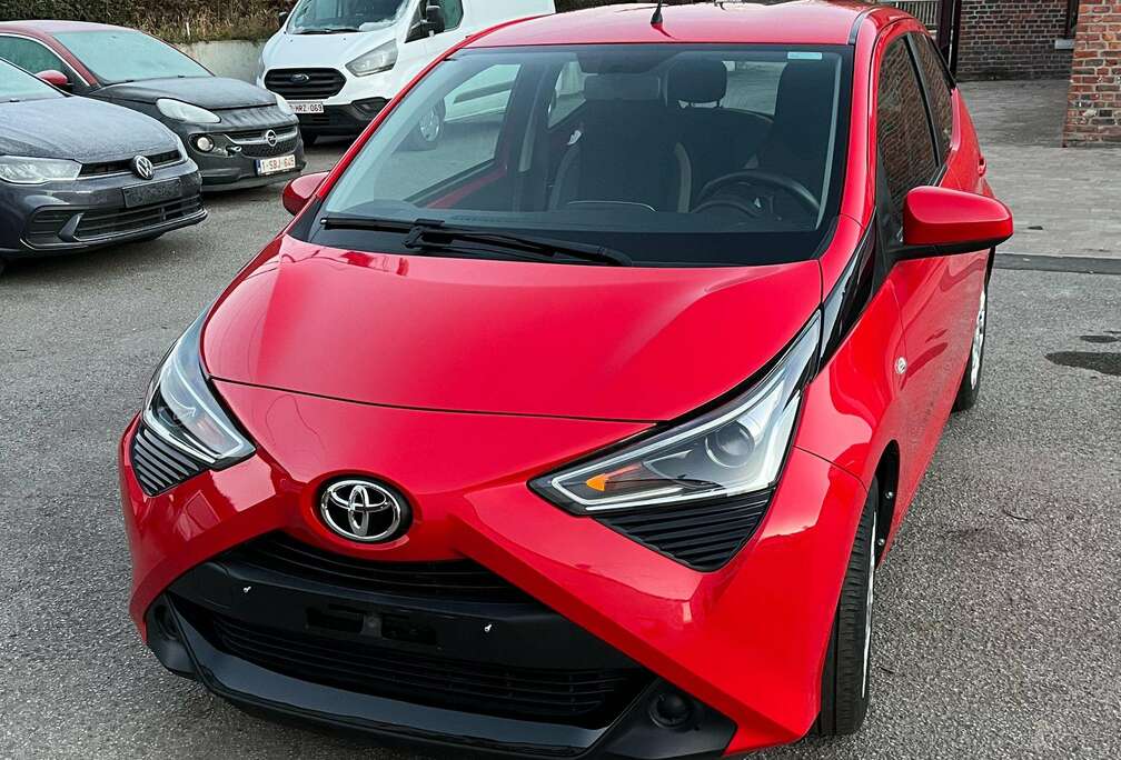 Toyota Aygo 1.0i VVT-i x