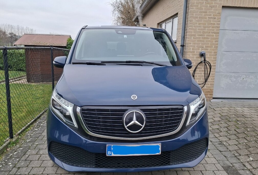 MERCEDES EQV 300 IN ZEER GOEDE STAAT