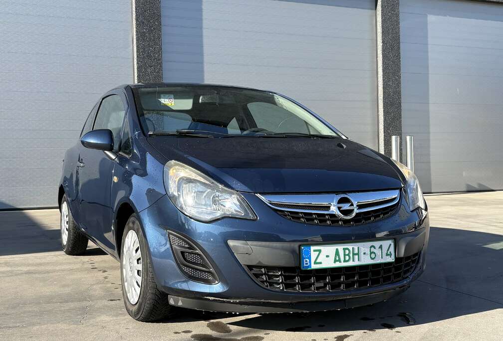 Opel 1.2i Essentia