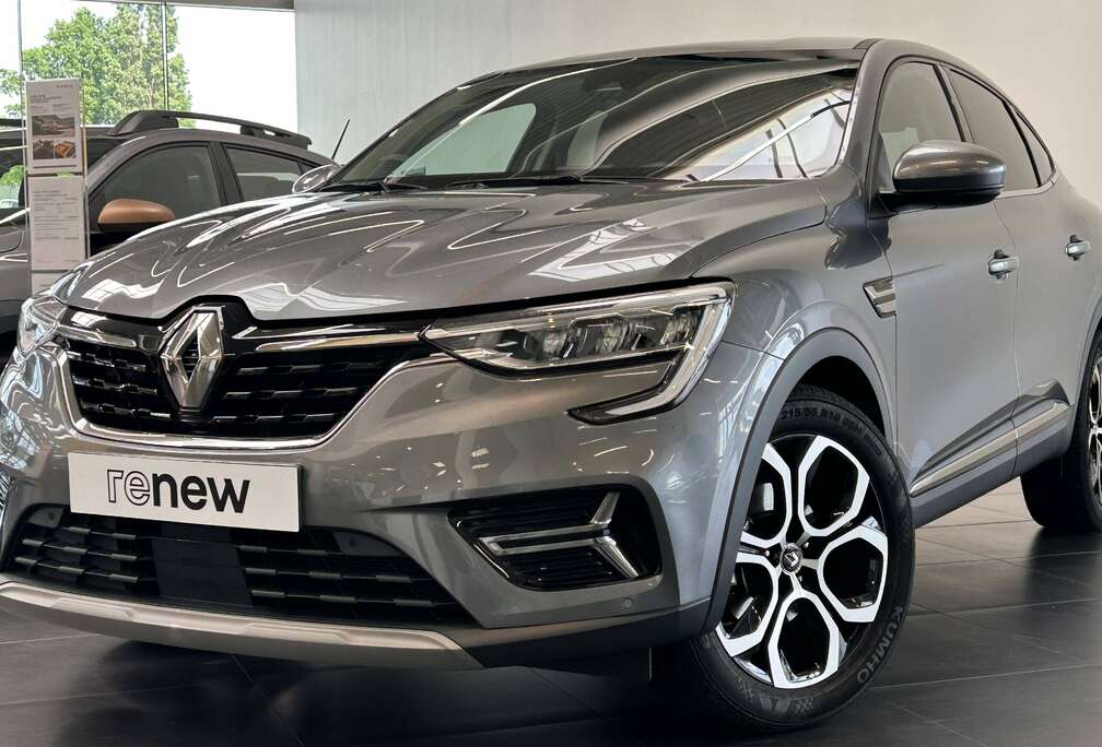 Renault Arkana E-TECH 1.6i E-Tech Engineered