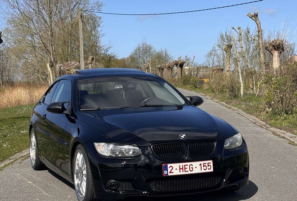 BMW Coupé 320i