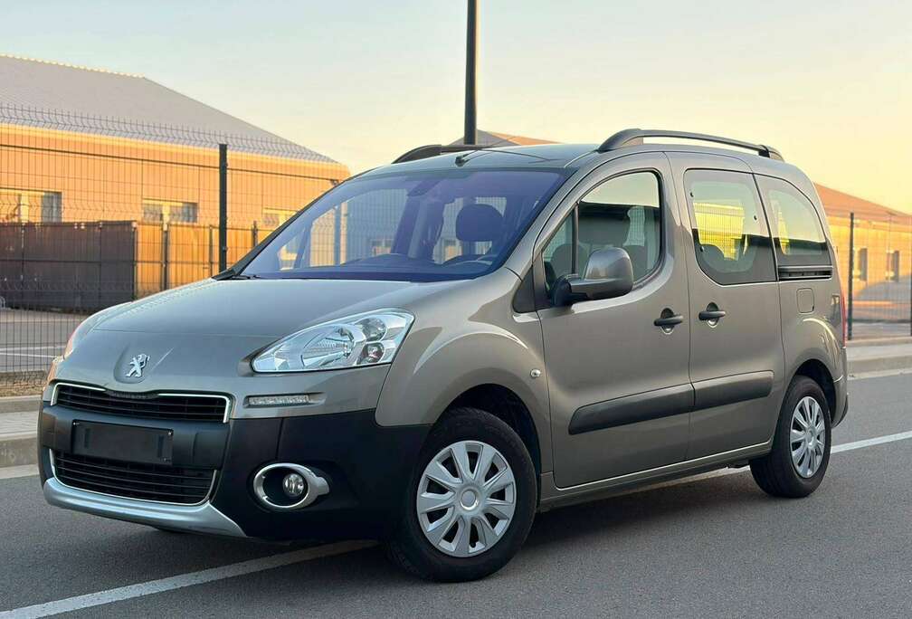 Peugeot PEUGEOT PARTNER 1.6 HDi * 114.000km * 0492/43.69.59
