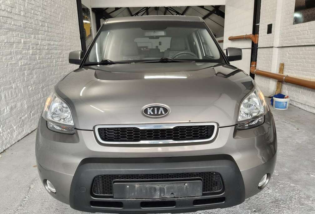 Kia 1.6i Play