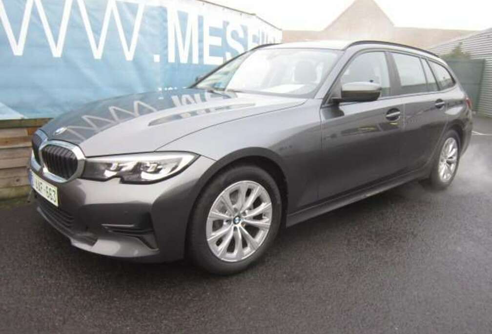 BMW iA Touring PROF NAVI + CARPLAY + KOPLAMP LED + DAB