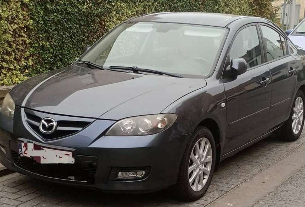 Mazda 1.6i 16v Active