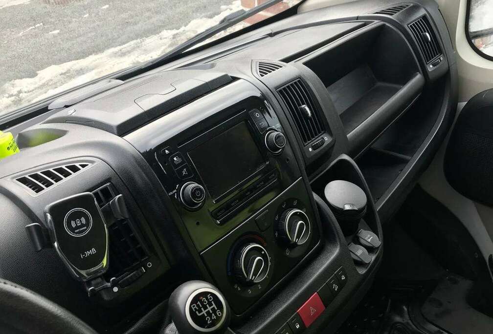 Peugeot Boxer 2.0 BlueHDi L3H2 Premium S/S