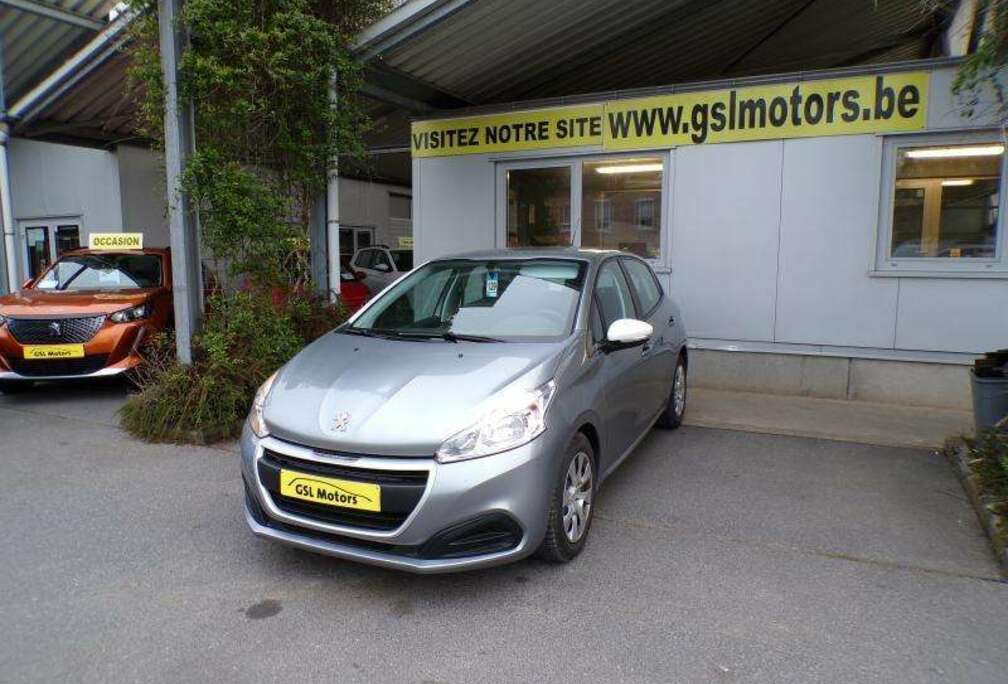 Peugeot Like 1.2 68cv gris 11/19 96663km Airco Radio CD