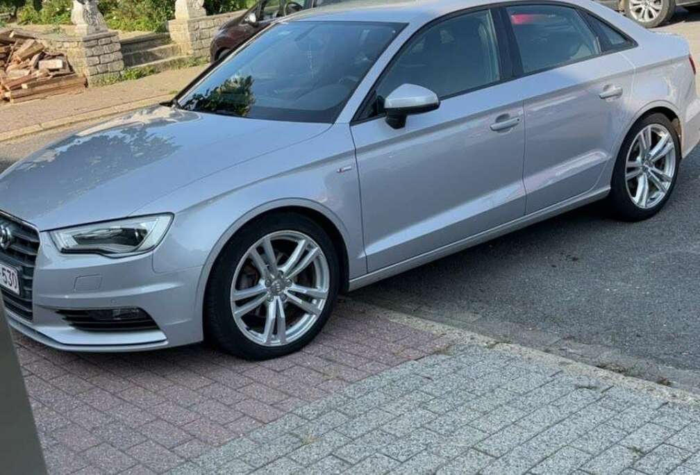 Audi S-line 2.0 TDi