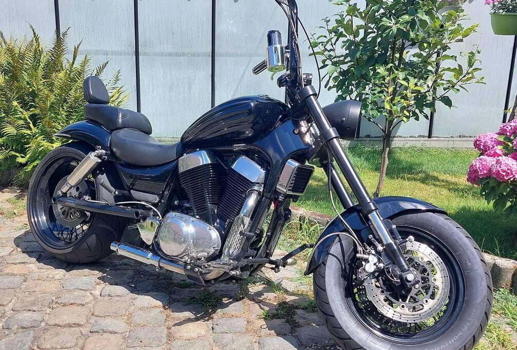 Suzuki VX1400. Europees model