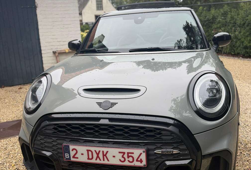 MINI Mini 2.0AS Cooper S John Cooper Works Trim