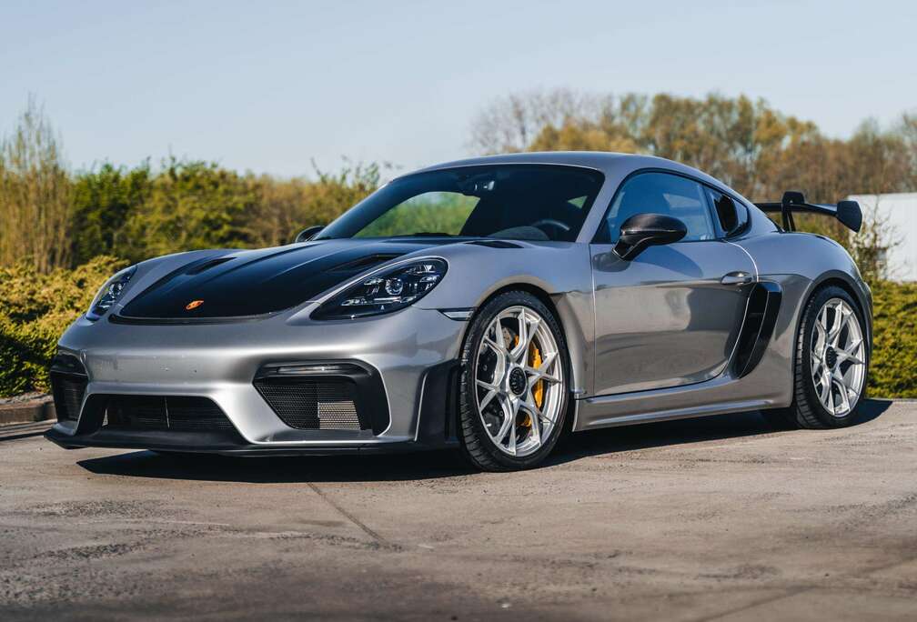 Porsche GT4 RS / Weissach / PCCB / Carbon / GT-Silver