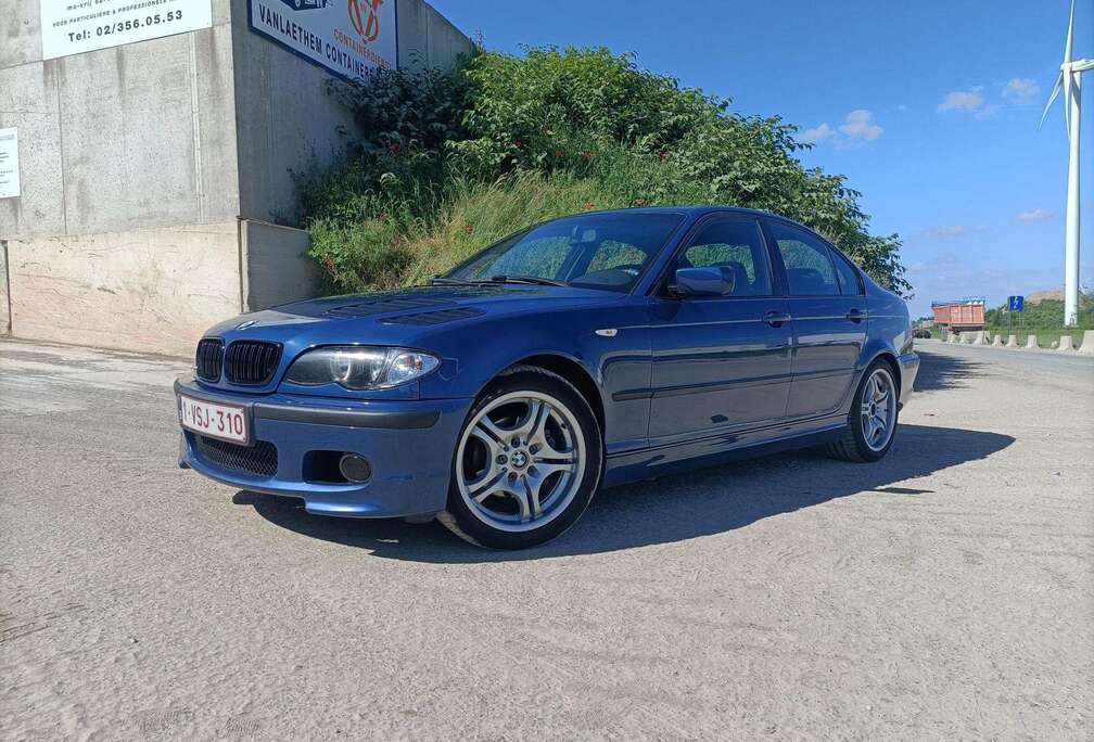 BMW 320iA Pack M