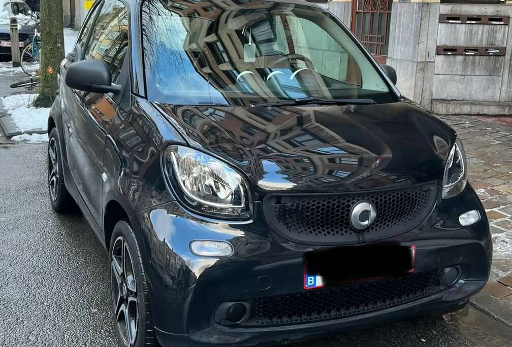 Smart Fortwo coupé 1.0i Pure DCT