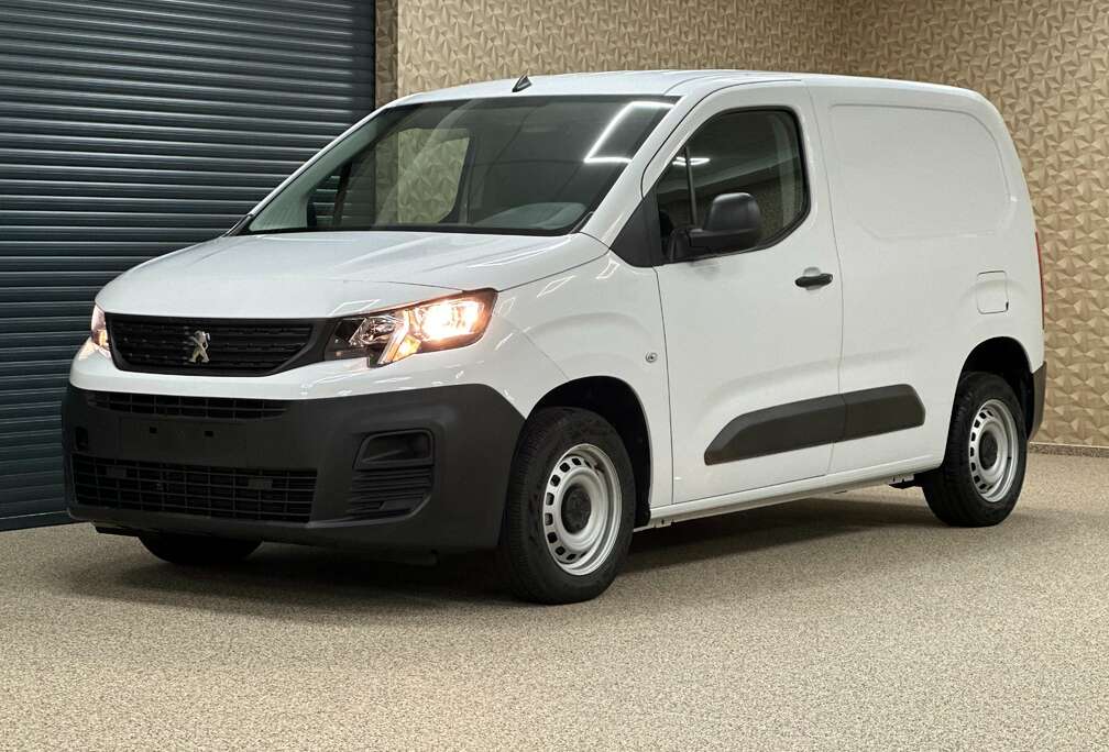 Peugeot EXPORT ONLY 55kw MY23