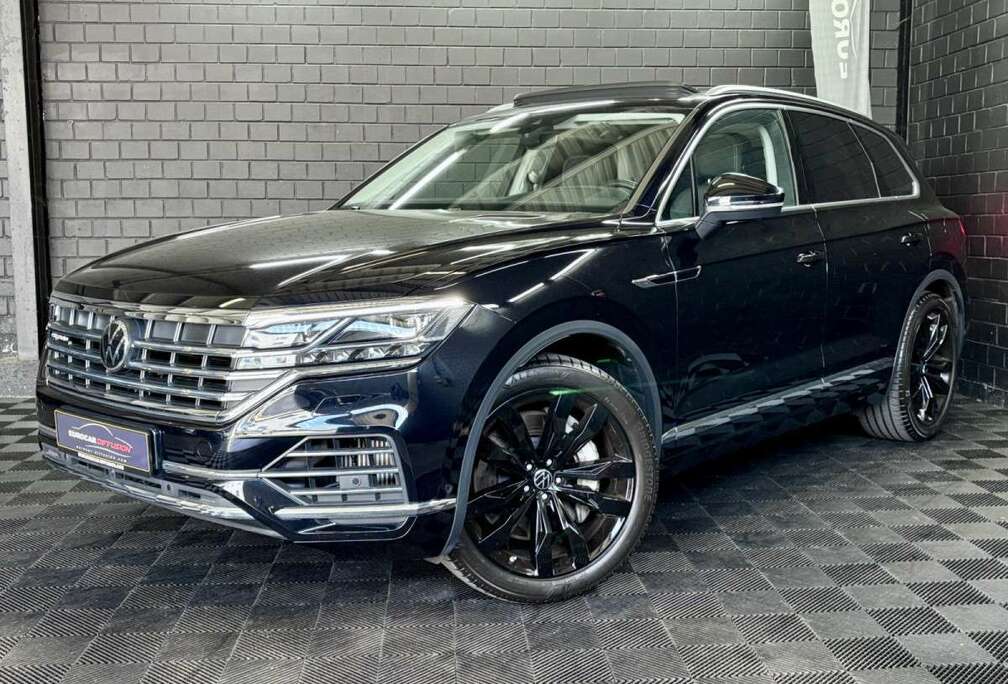 Volkswagen 3.0 TSi V6 eHybrid 4MOTION Elegance 381 CV