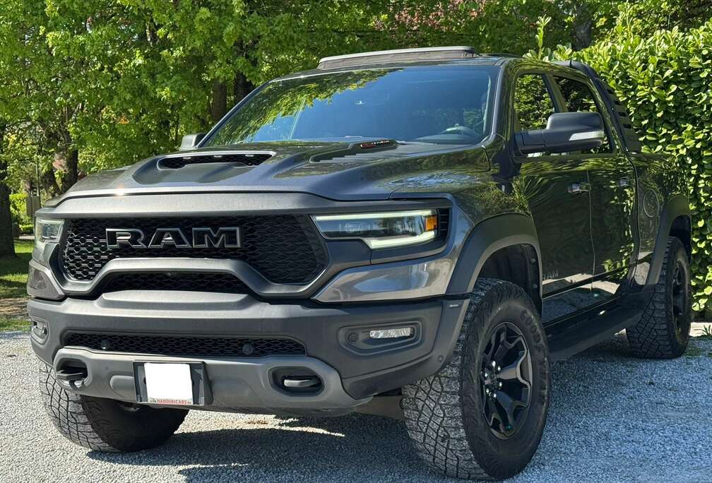 Dodge TRX 6.2L SUPERCHARGED 711CV LPG TVAC