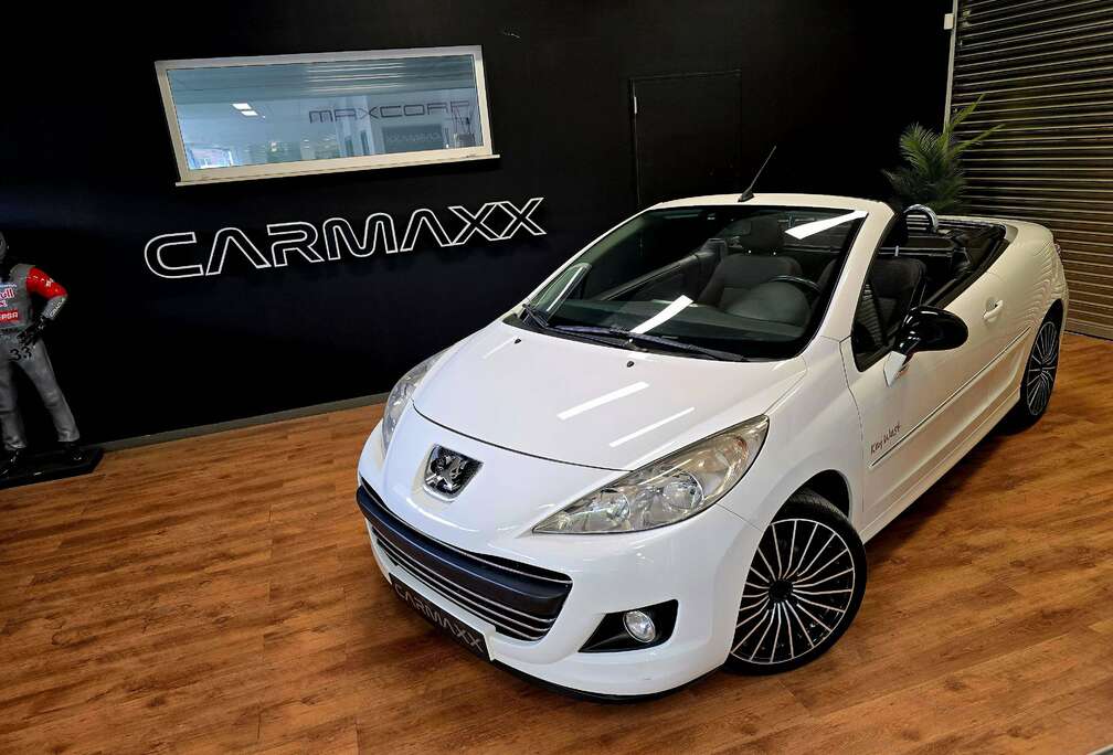 Peugeot 207 CC super look  pour 150euro par mois