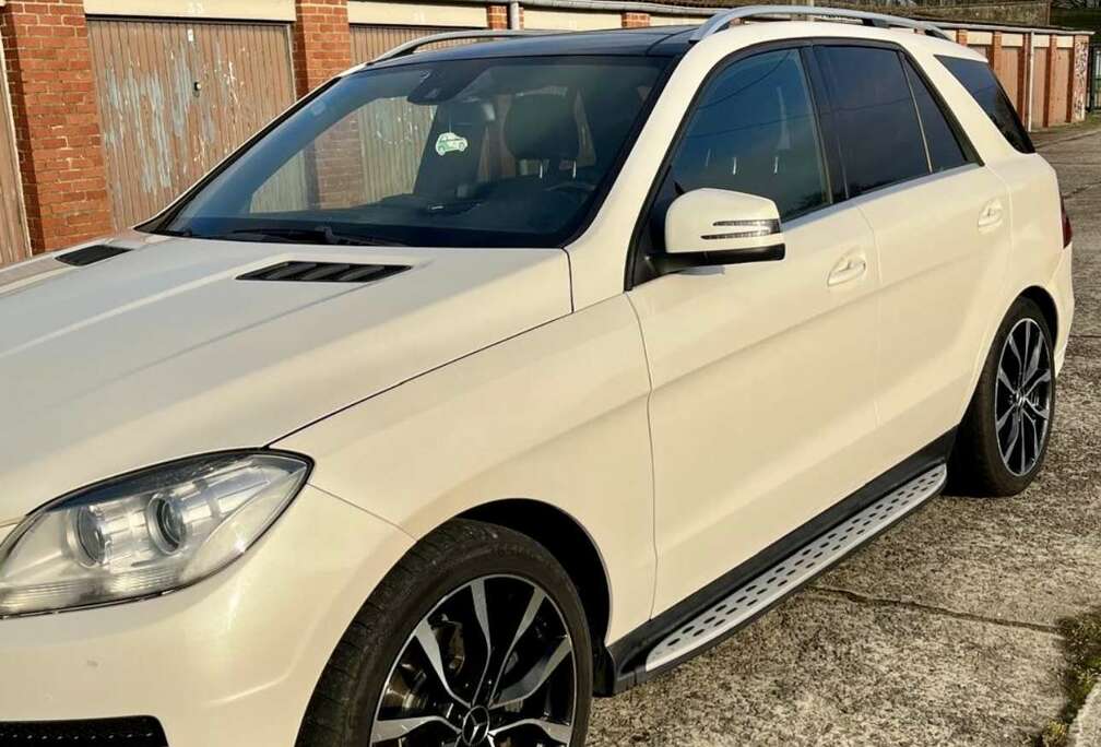 Mercedes-Benz 4 Matic AMG