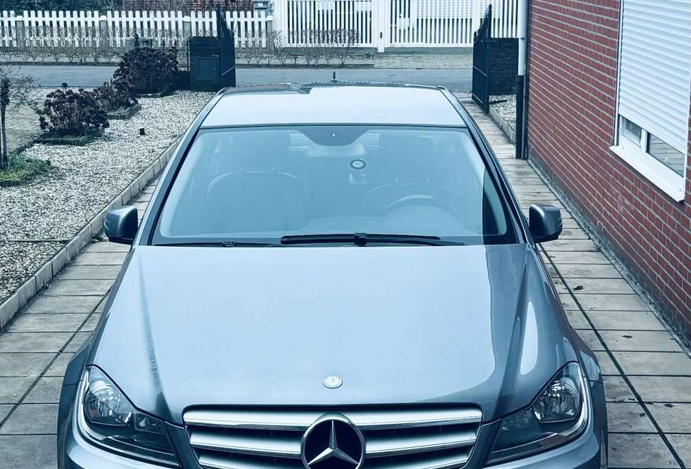 Mercedes-Benz CDI DPF BlueEFFICIENCY Avantgarde
