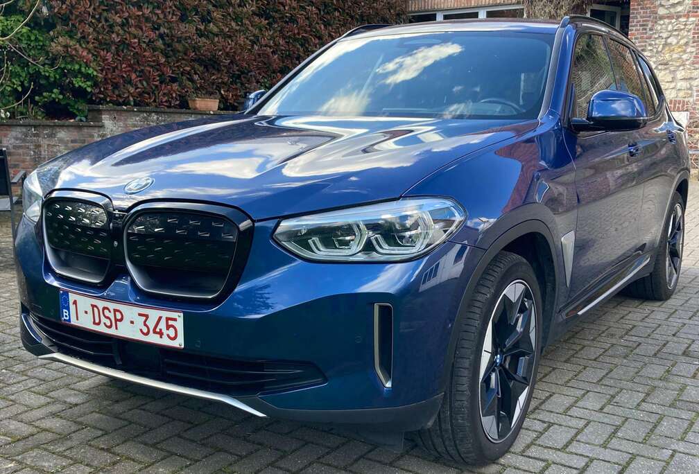 BMW iX3 80 kWh