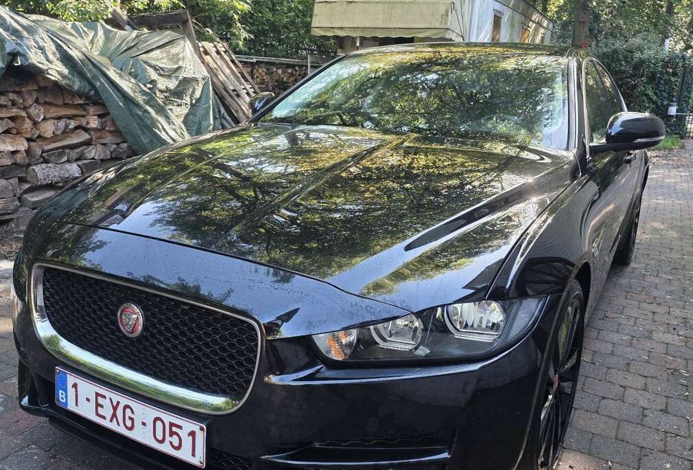 Jaguar 2.0 D AWD Portfolio (EU6.2)