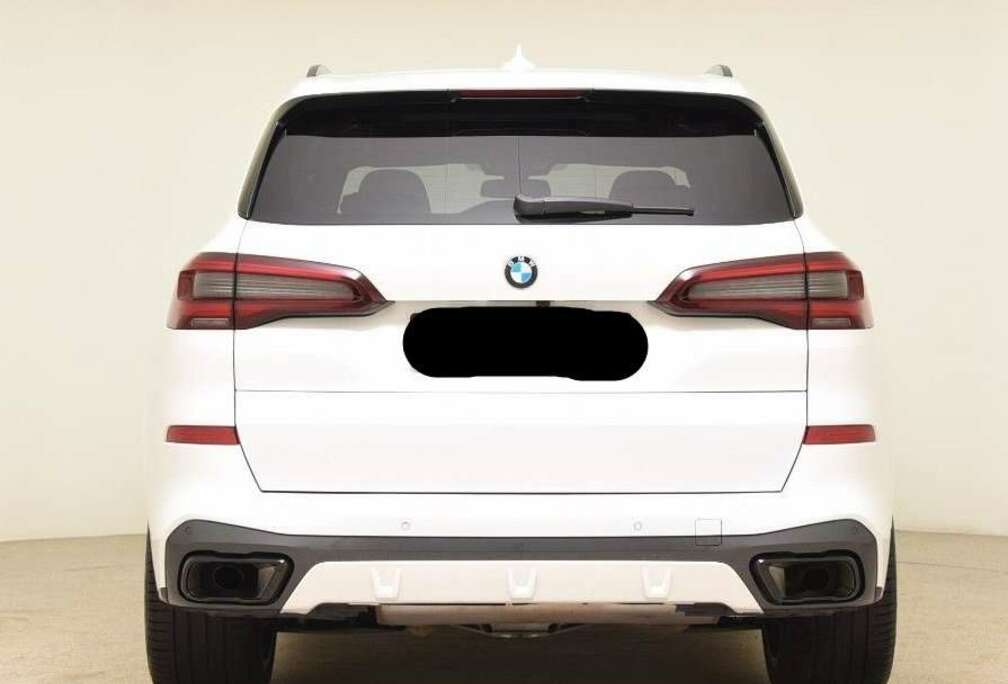 BMW X5+3.0+sdA+xDrive35