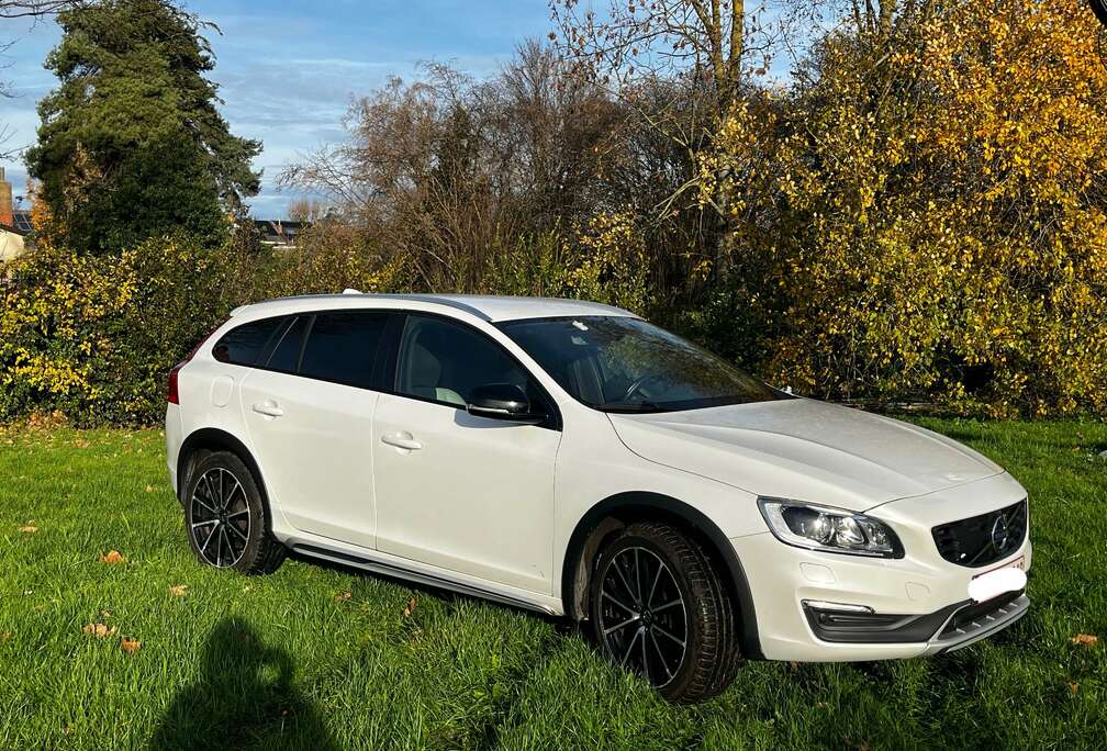 Volvo V60 Cross Country 2.0 D3