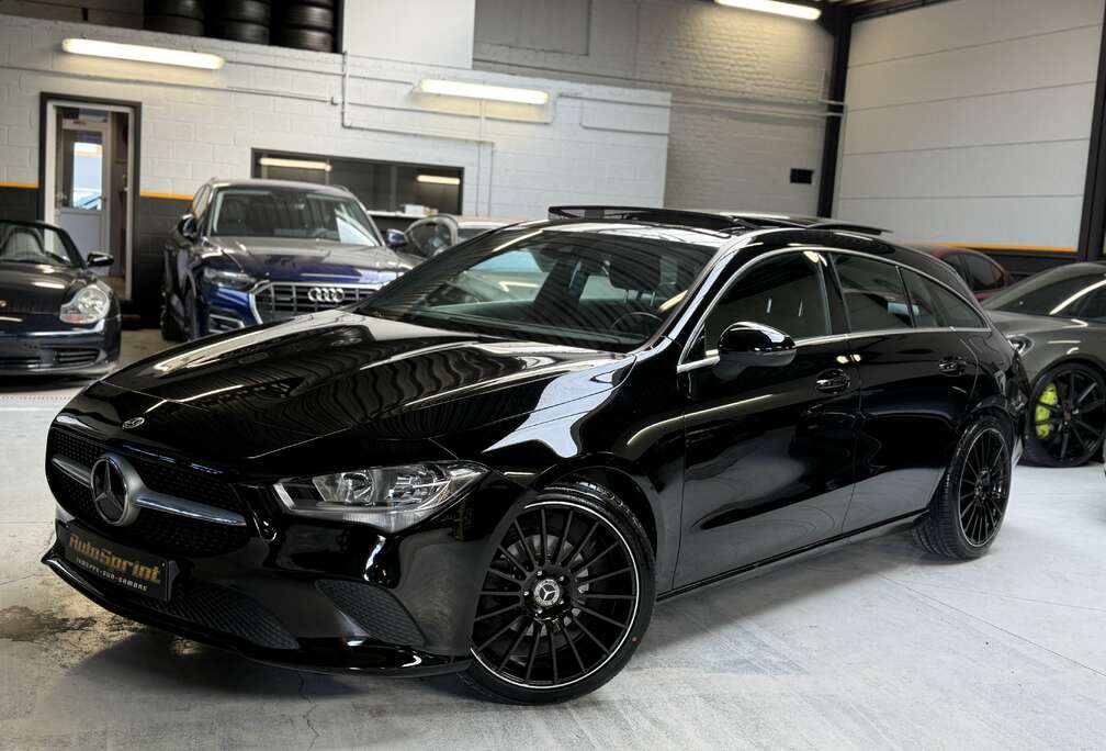 Mercedes-Benz TOIT PANO * BOITE AUTO * CAMERA * JANTES AMG 19 *