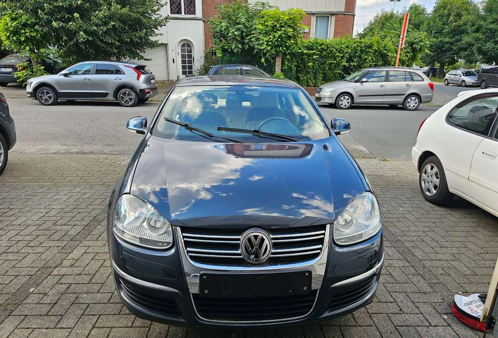 Volkswagen Jetta 1.9 TDi Comfortline DPF