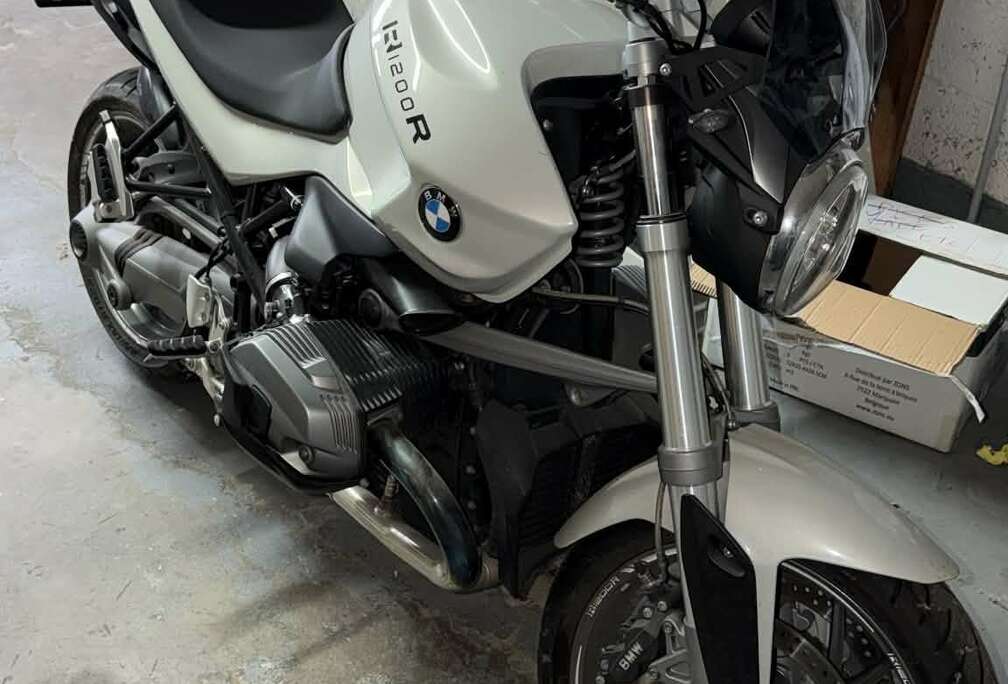 BMW