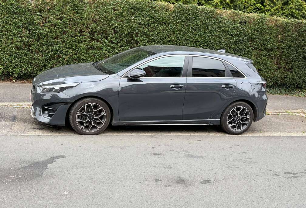 Kia Ceed 1.5 T-GDi GT-Line ISG DCT GT-Line