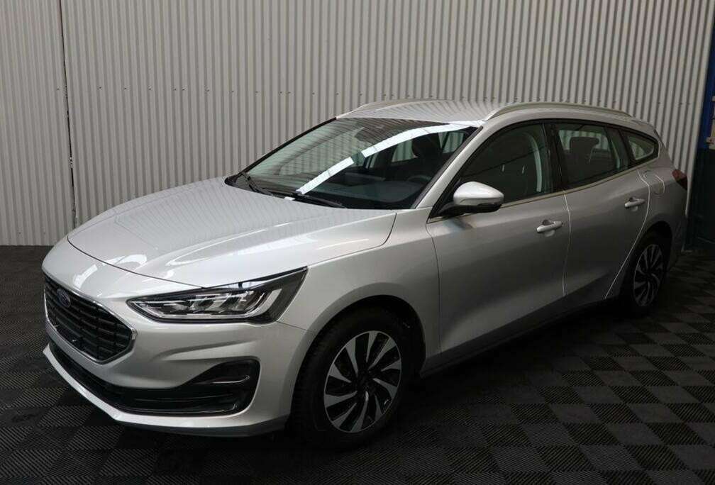 Ford 1.0 EcoBoost Clipper Titanium Navi Zetelverwarming