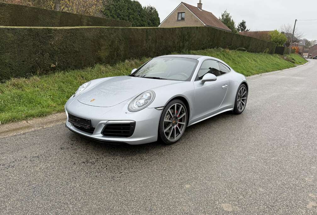 Porsche 911 Carrera 4S 3.0 Turbo Coupé PDK